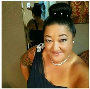 Meet your Posher, Sandra